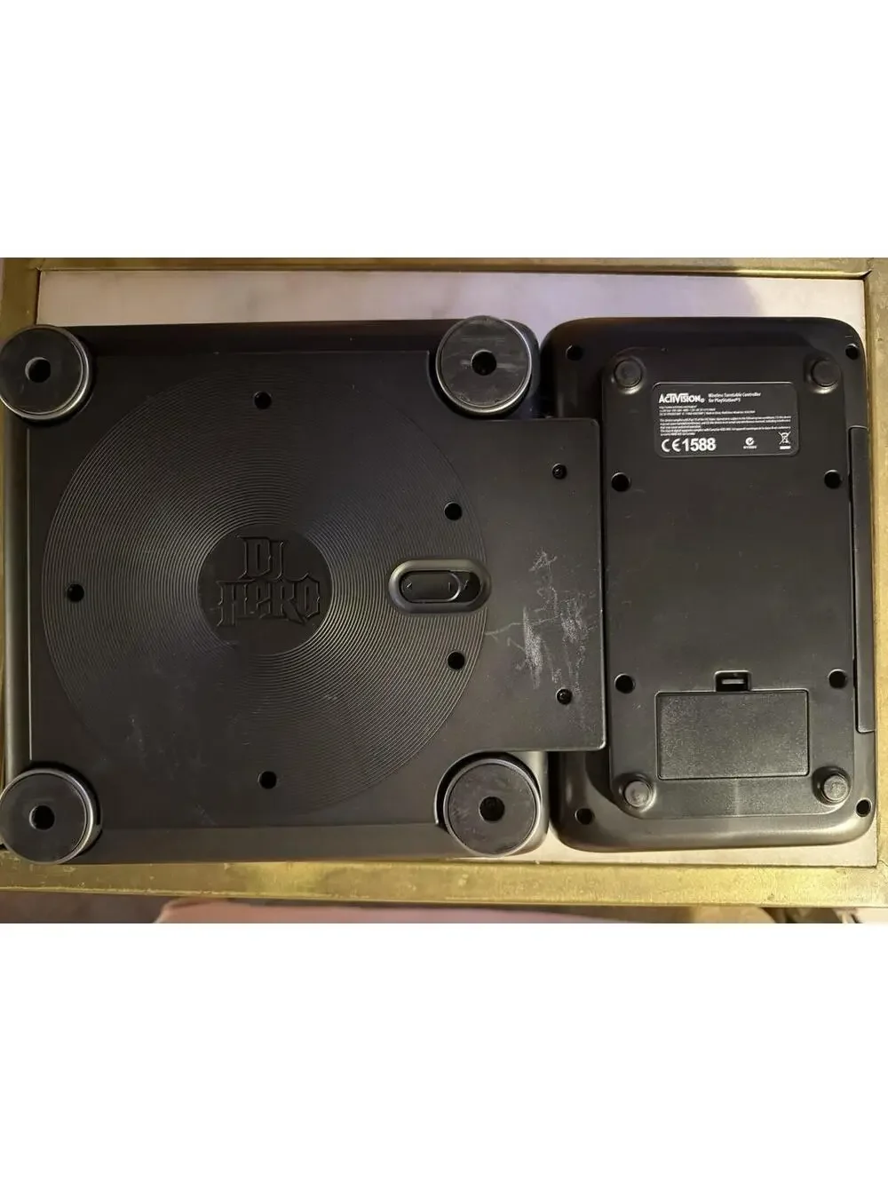 DJ Hero Turntable Controller for PlayStation